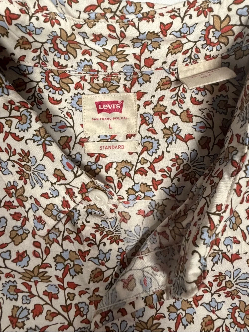 Levi's Men L SS Floral Button-Down Shirt - White with Brown & Red Print